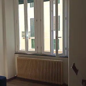 https://casa-dei-mombri.hotelitalianriviera.com